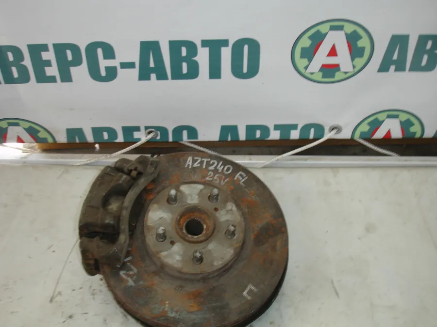 Ступица левая передняя Toyota Allion AZT240