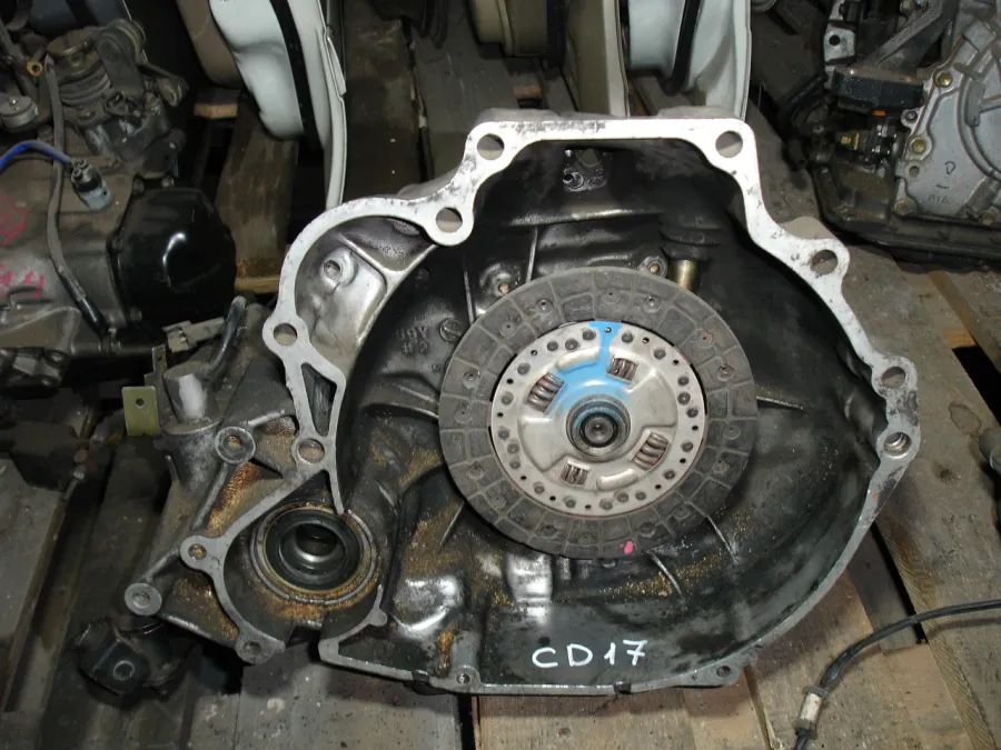 МКПП Nissan Avenir W10 CD17