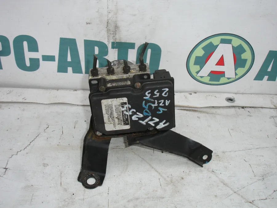 БЛОК ABS Toyota Avensis AZT255