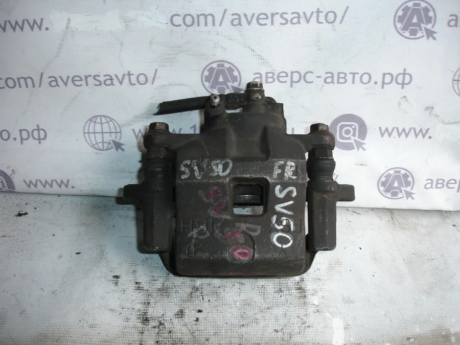 Суппорт Передний правый Toyota Vista SV50