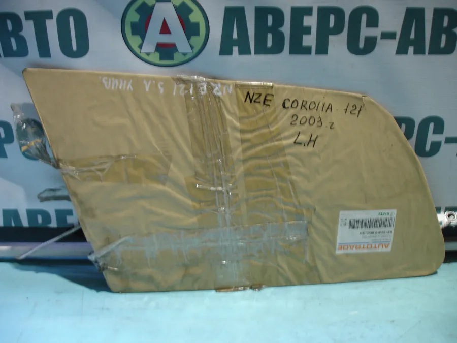 Стекло кузова боковое (не опускное) (Слева/ ) Toyota Corolla (E120)