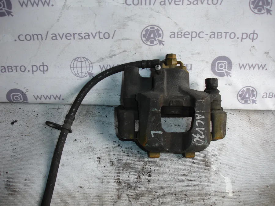 Суппорт Задний левый Toyota Windom MCV30