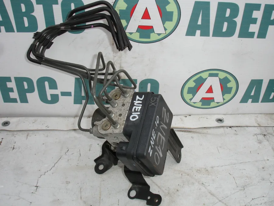 БЛОК ABS Toyota Wish ZNE10