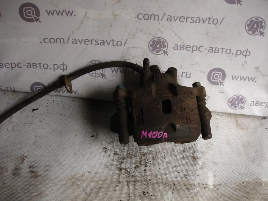 Суппорт Передний правый Toyota Duet M100A