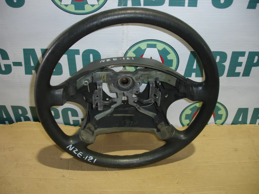 Руль Toyota Corolla NZE121