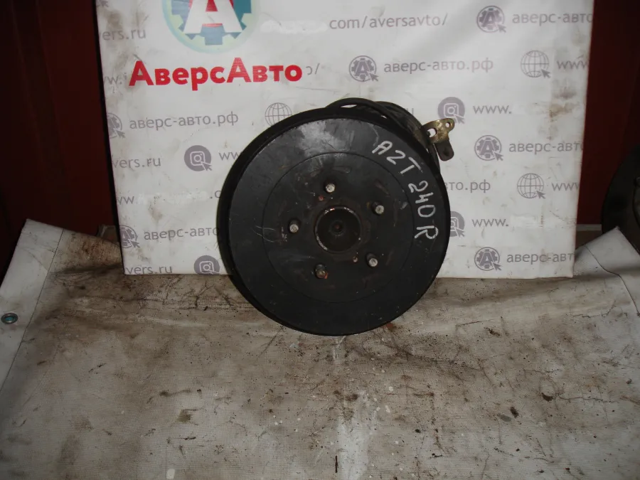Ступица задняя правая Toyota Allion AZT240