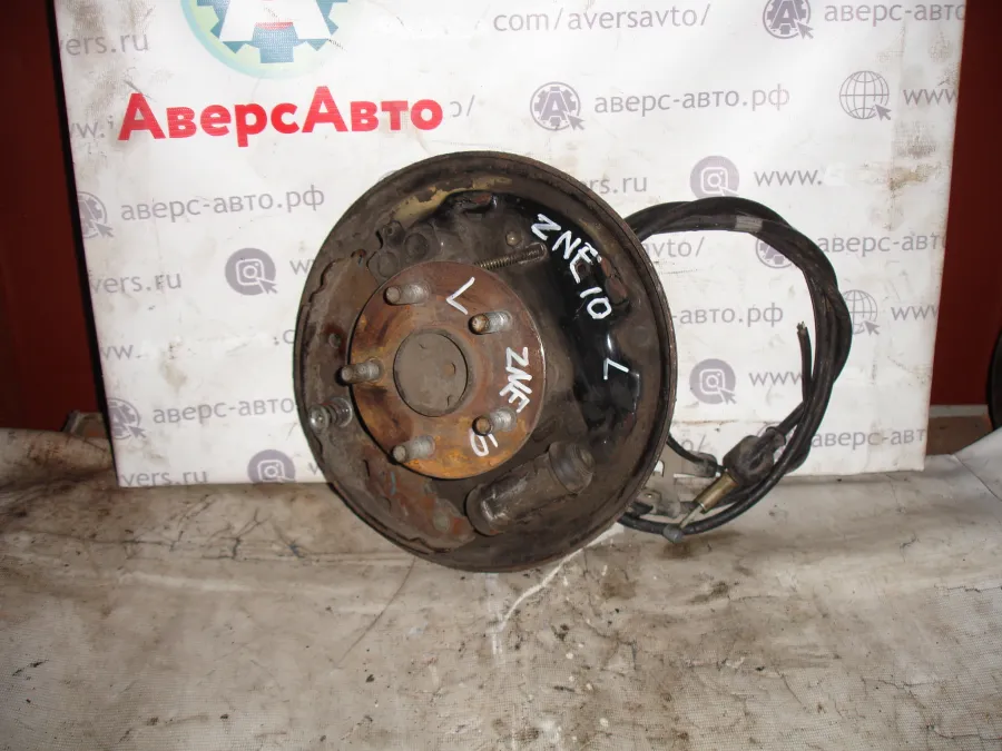 Ступица задняя левая Toyota Wish ZNE10