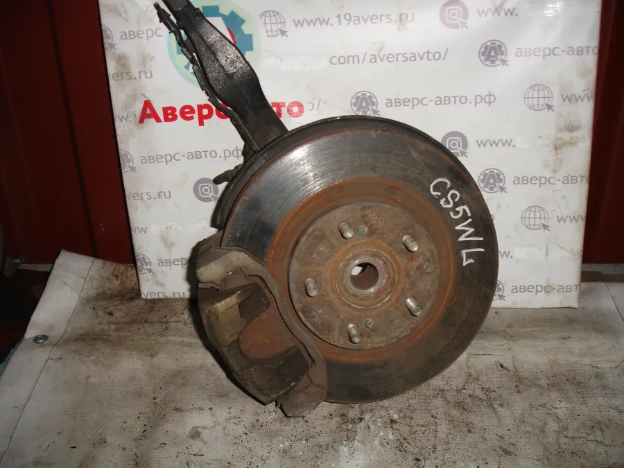 Ступица передняя левая Mitsubishi Lancer Cedia CS5W