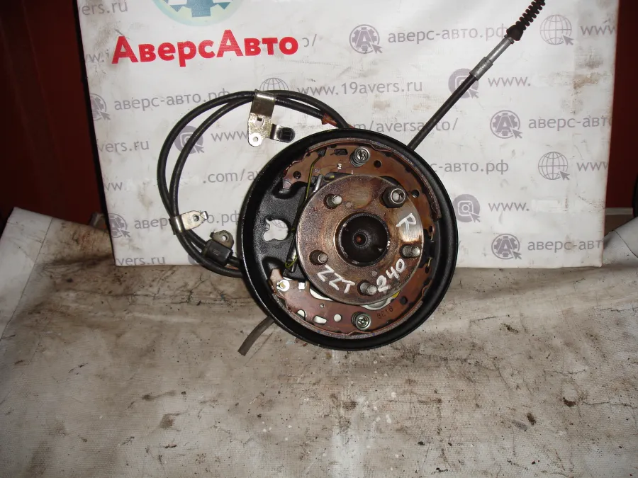 Ступица задняя правая Toyota Premio ZZT240