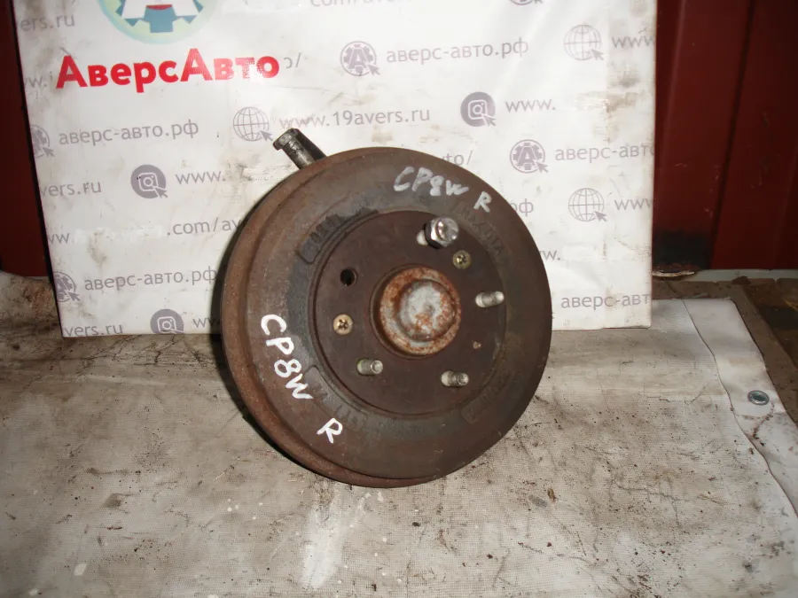 Ступица задняя правая Mazda Premacy CP8W