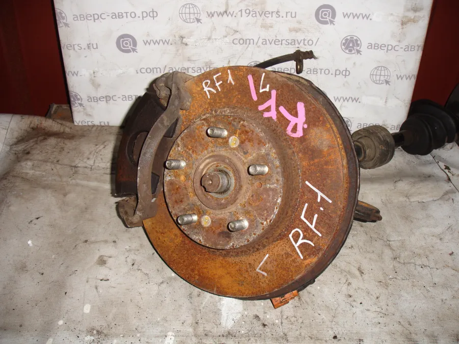 Ступица передняя правая, левая Honda Stepwgn RF1