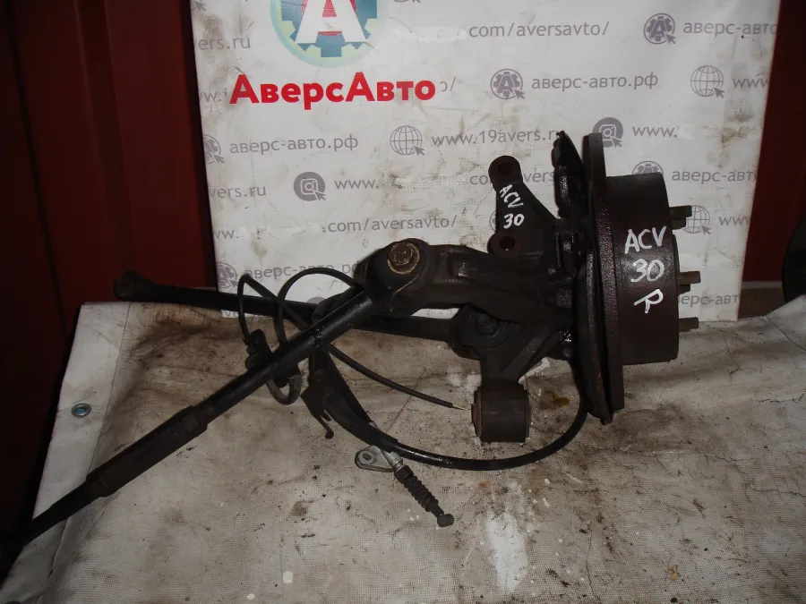 Ступица задняя правая, левая Toyota Camry ACV30