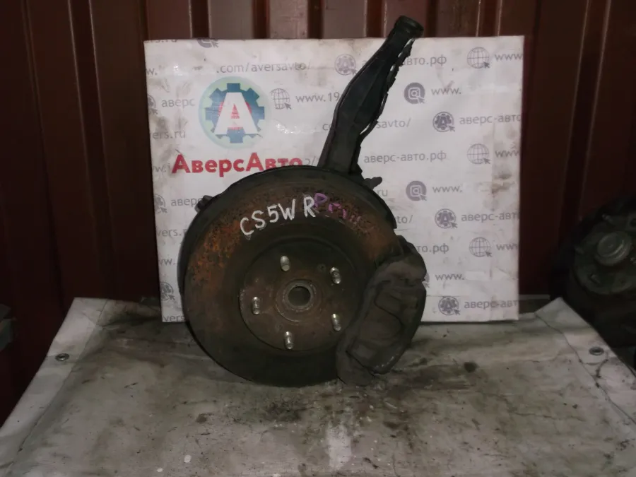 Ступица передняя правая Mitsubishi Lancer Cedia CS5W
