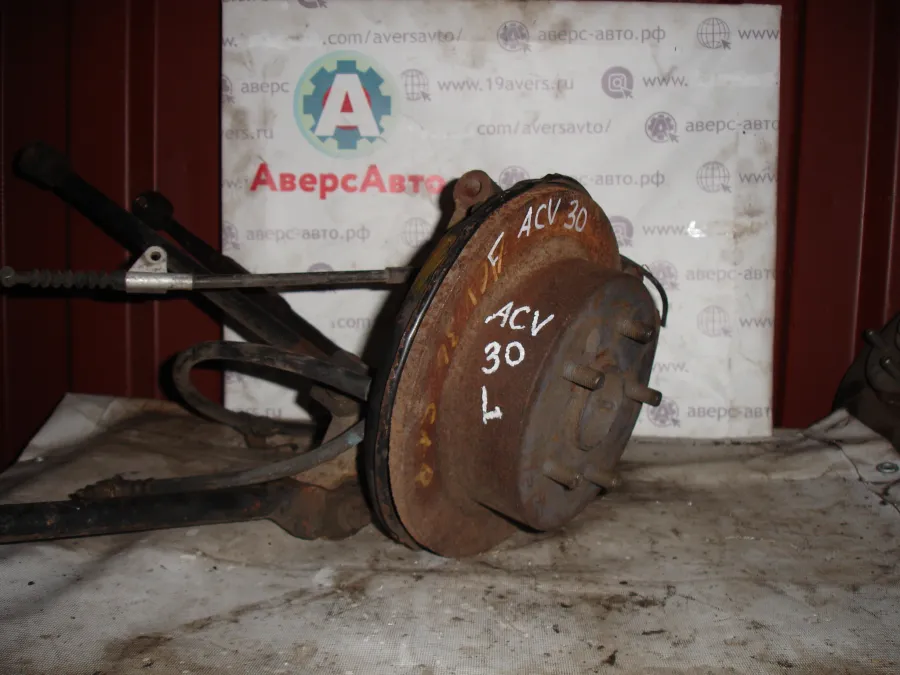 Ступица задняя правая, левая Toyota Camry ACV30