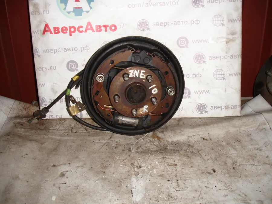 Ступица задняя правая Toyota Wish ZNE10