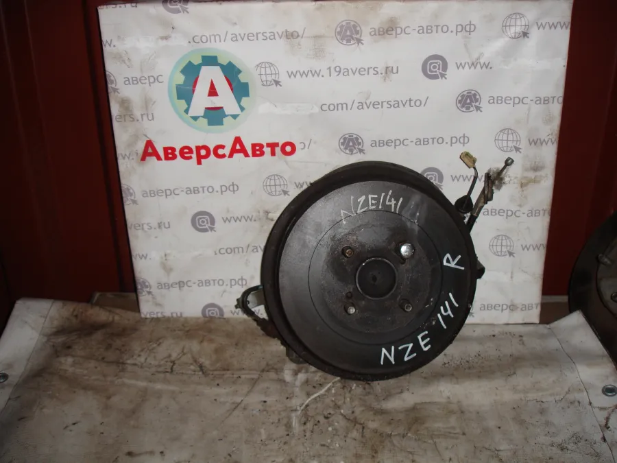Ступица задняя правая Toyota Corolla Fielder NZE141
