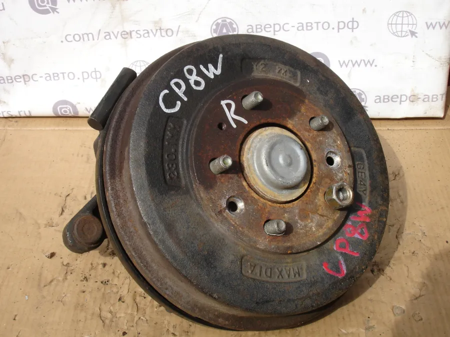 Ступица задняя правая, левая Mazda Premacy CP8W