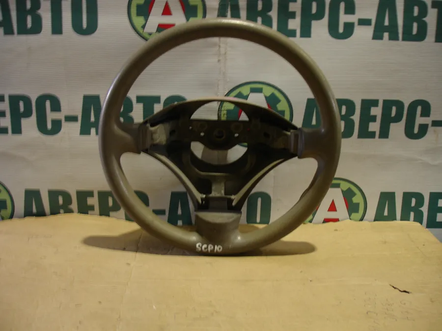 Руль Toyota Vitz SCP10