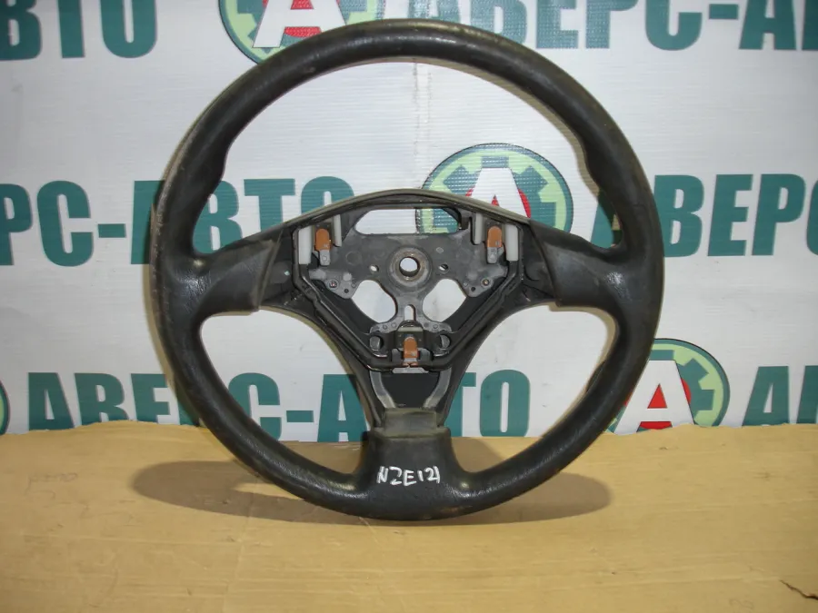 Руль Toyota Corolla NZE121