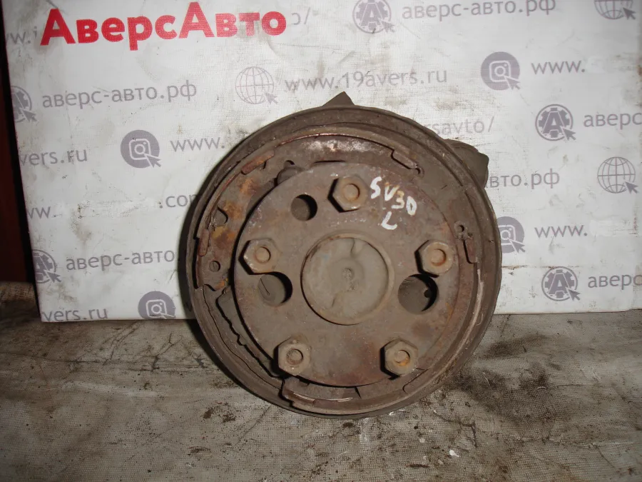 Ступица задняя левая Toyota Vista SV30