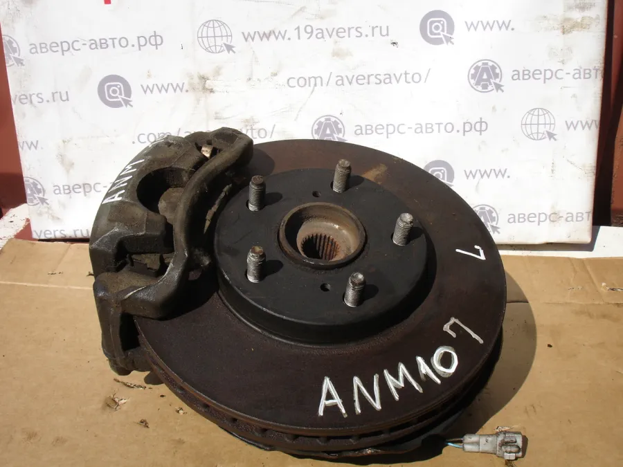 Ступица передняя левая Toyota Isis ANM10