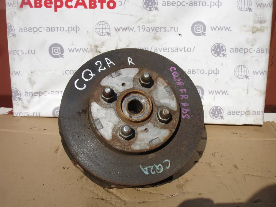 Ступица передняя левая, правая Mitsubishi Dingo CQ2A