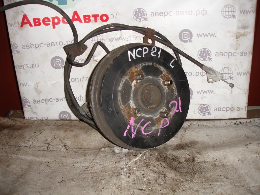 Ступица задняя левая Toyota Funcargo NCP21